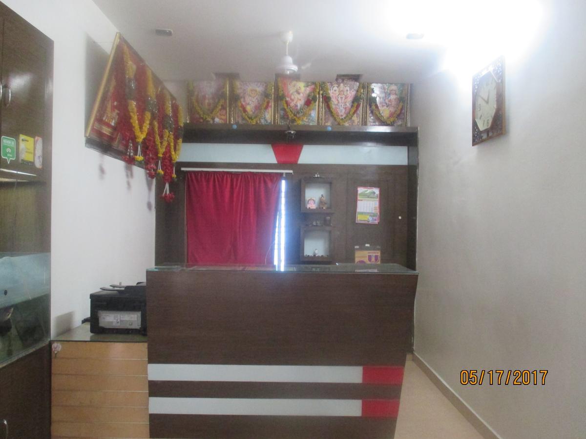 Sri Sai Ganesh Lodge ไฮเดอราบัด ภายนอก รูปภาพ
